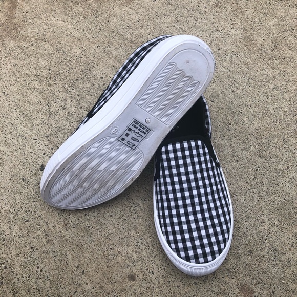 LAST PAIR! Black & White Check Slip On Sneaker - Picture 8 of 8
